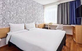 Ibis Hotel Duesseldorf Hauptbahnhof